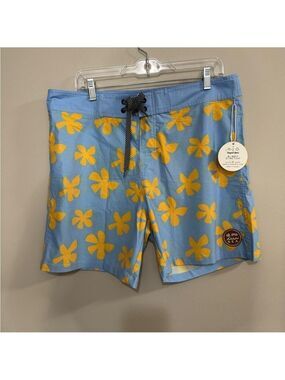 NWT Men's Board Shorts Quick-Dry Swim. Made from recycled plastic. Size 34